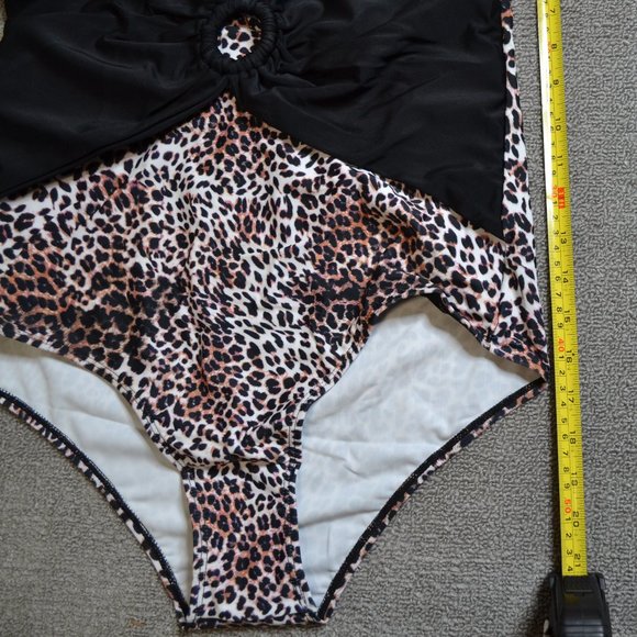 One Piece Halter Bathing Suit V Neck Leopard Print Size XL - Picture 5 of 9